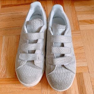 Stan Smith Adidas Velcro Sneakers